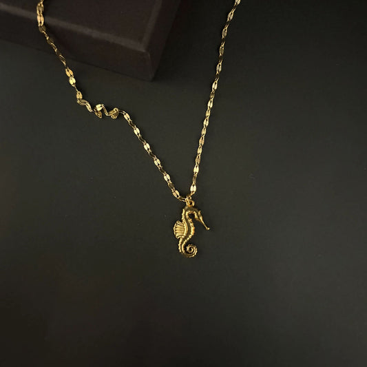 Stainless Steel Gold Plated Gold Seahorse Pendant Neckalce(Anti-Tarnish)