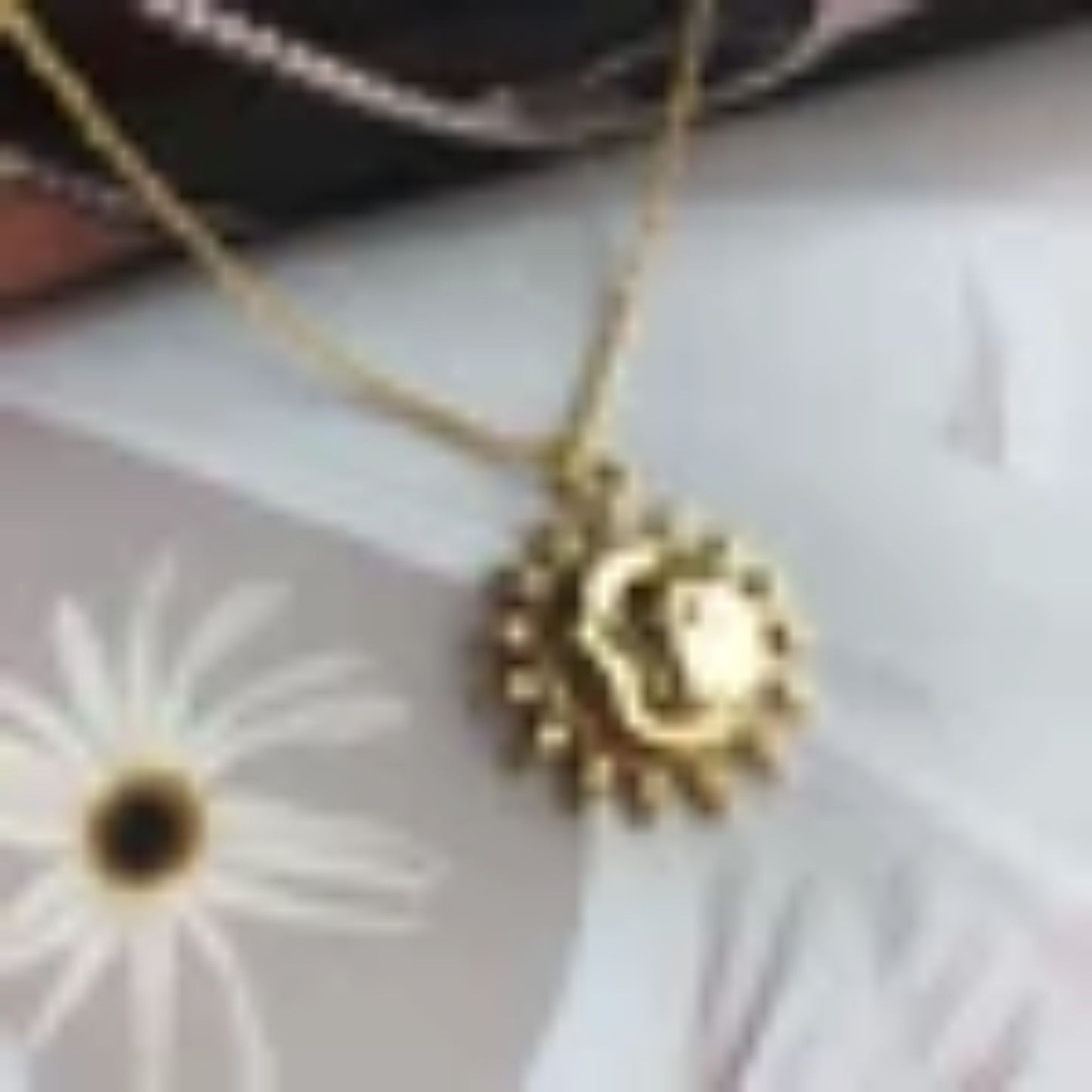 Stainless Steel Gold Plated Gold Sun and Moon Neckalce(Anti-Tarnish)