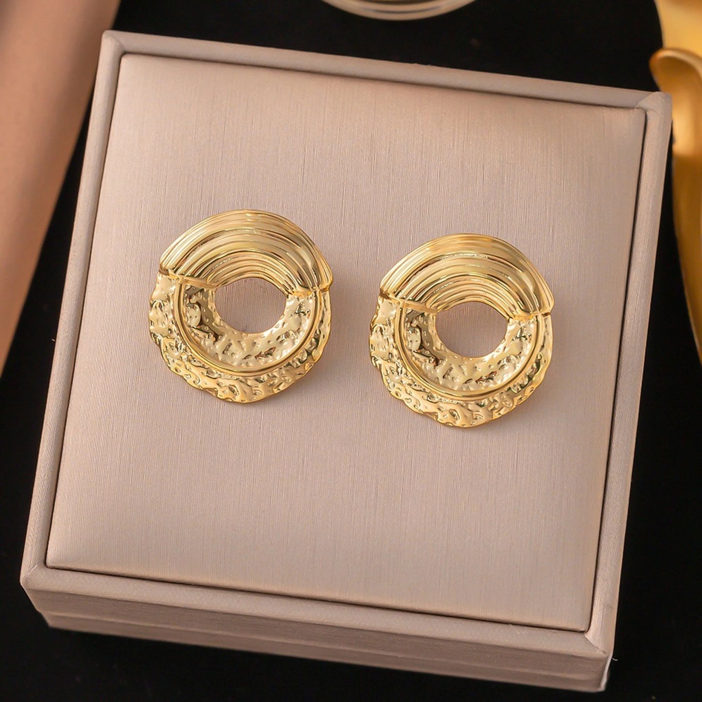 Stainless Steel Stud Round Earrings For Women & Girls(Anti-Tarnish)