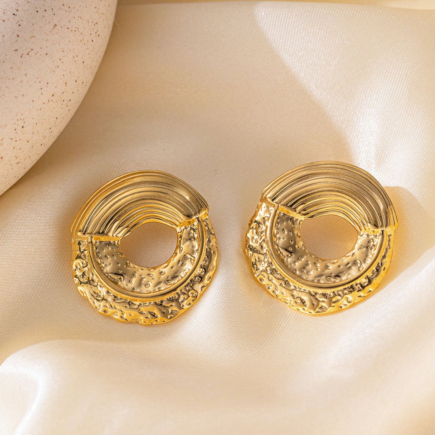 Stainless Steel Stud Round Earrings For Women & Girls(Anti-Tarnish)