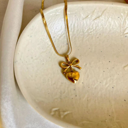 Stainless Steel Gold Plated Gold Bow Heart Pendant Neckalce(Anti-Tarnish)