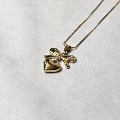 Stainless Steel Gold Plated Gold Bow Heart Pendant Neckalce(Anti-Tarnish)