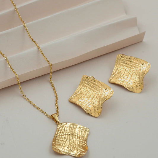 Stainless Steel Gold Plated Golden Crinkle Luxe Necklace Set(Anti-Tarnish)