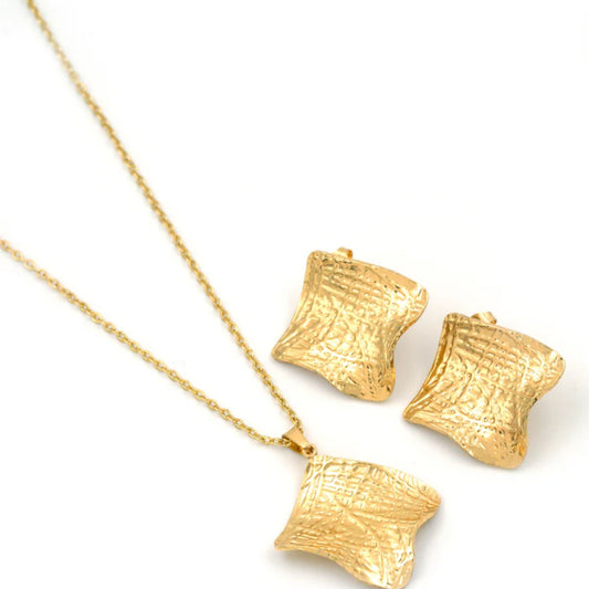 Stainless Steel Gold Plated Golden Crinkle Luxe Necklace Set(Anti-Tarnish)