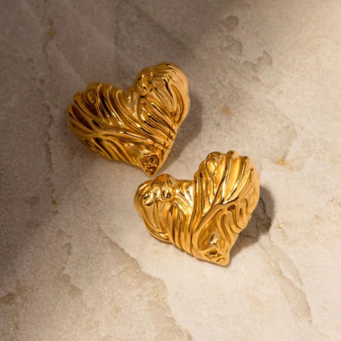 Stainless Steel Velvet Heart Shaped Stud Earring for Women