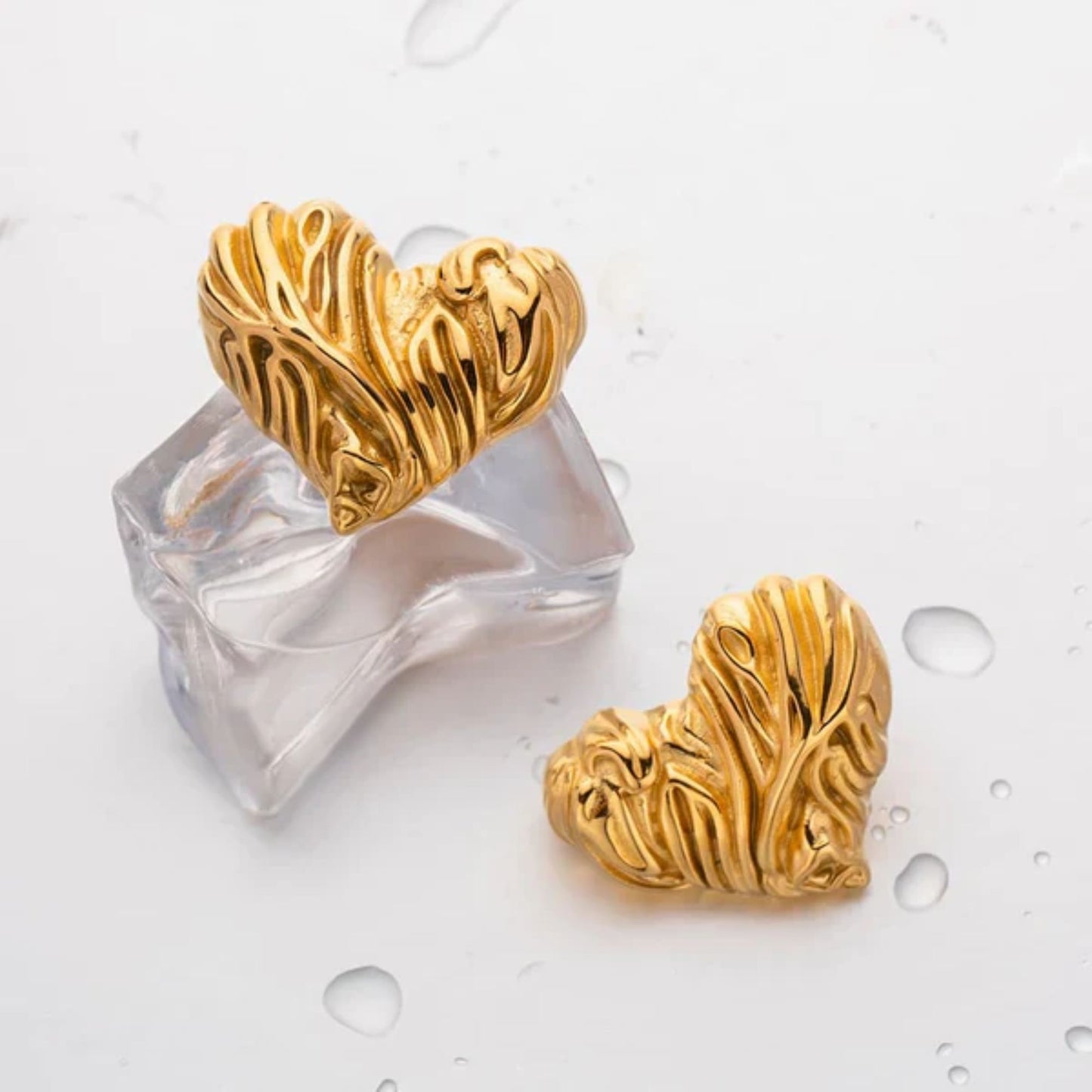 Stainless Steel Velvet Heart Shaped Stud Earring for Women