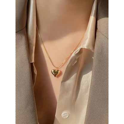 18K Gold Plated Heart Pendant Gold Chain Necklace for Women Waterproof(Anti-Tarnish)