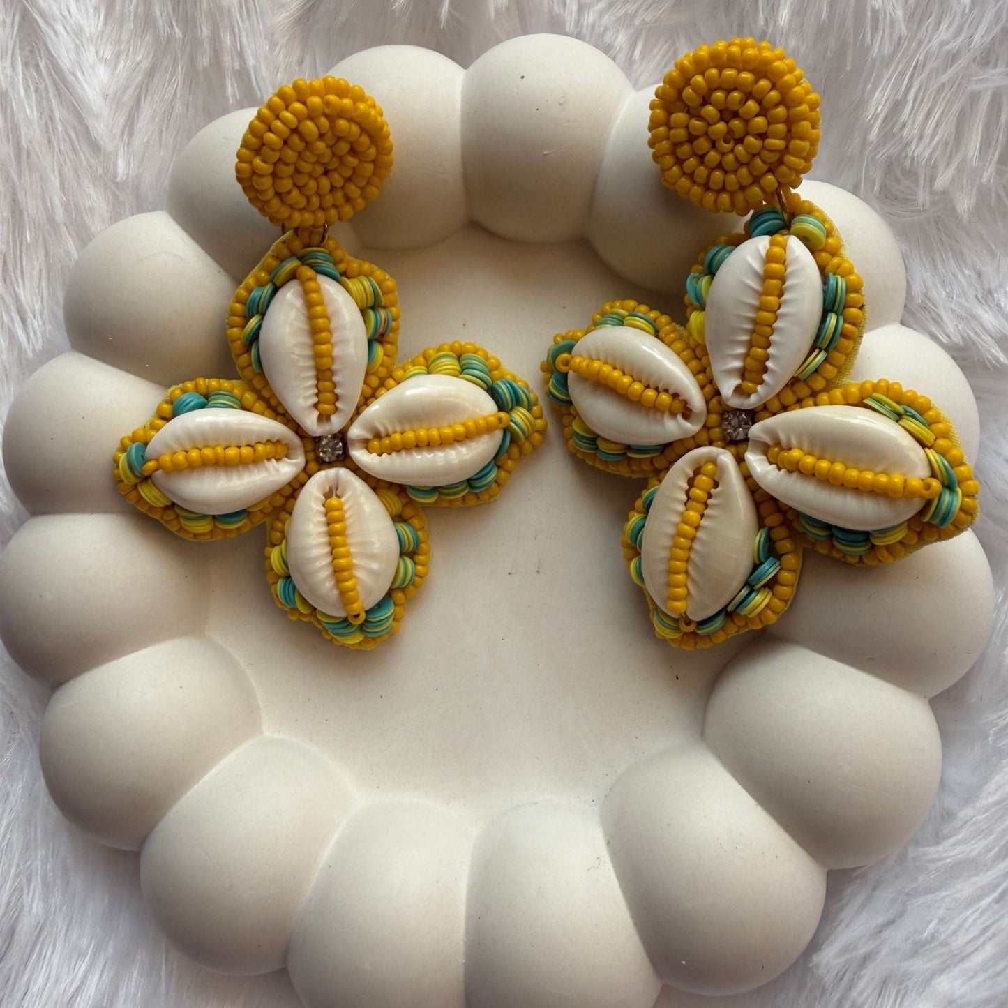 Handmade Beaded Shell Flower Earrings for Women(yellow)