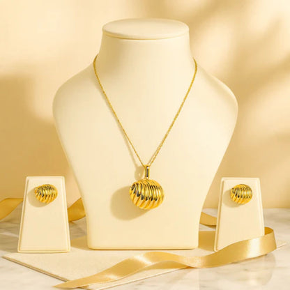 Stainless Steel Gold Plated Gold Shell Pendant Necklace & Earring Set(Anti-Tarnish)