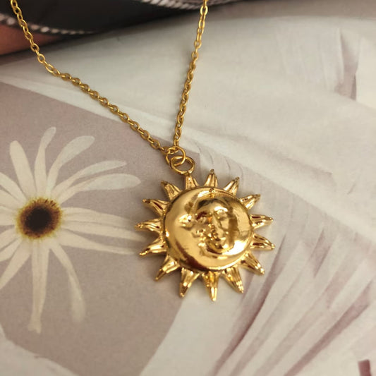 Stainless Steel Gold Plated Gold Sun and Moon Neckalce(Anti-Tarnish)